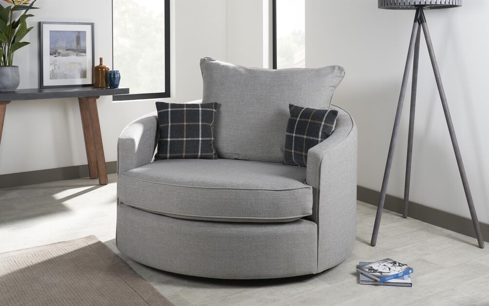 Hugo Fabric Large Twister Chair | Hugo Sofa Range | ScS